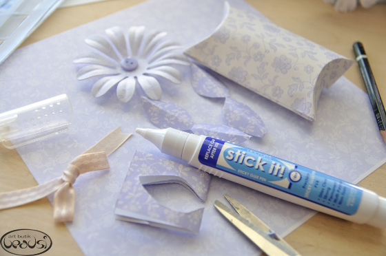 porocna_dekoracija_scrapbooking_skatlica
